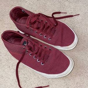 NoBull Project Canvas mid trainer